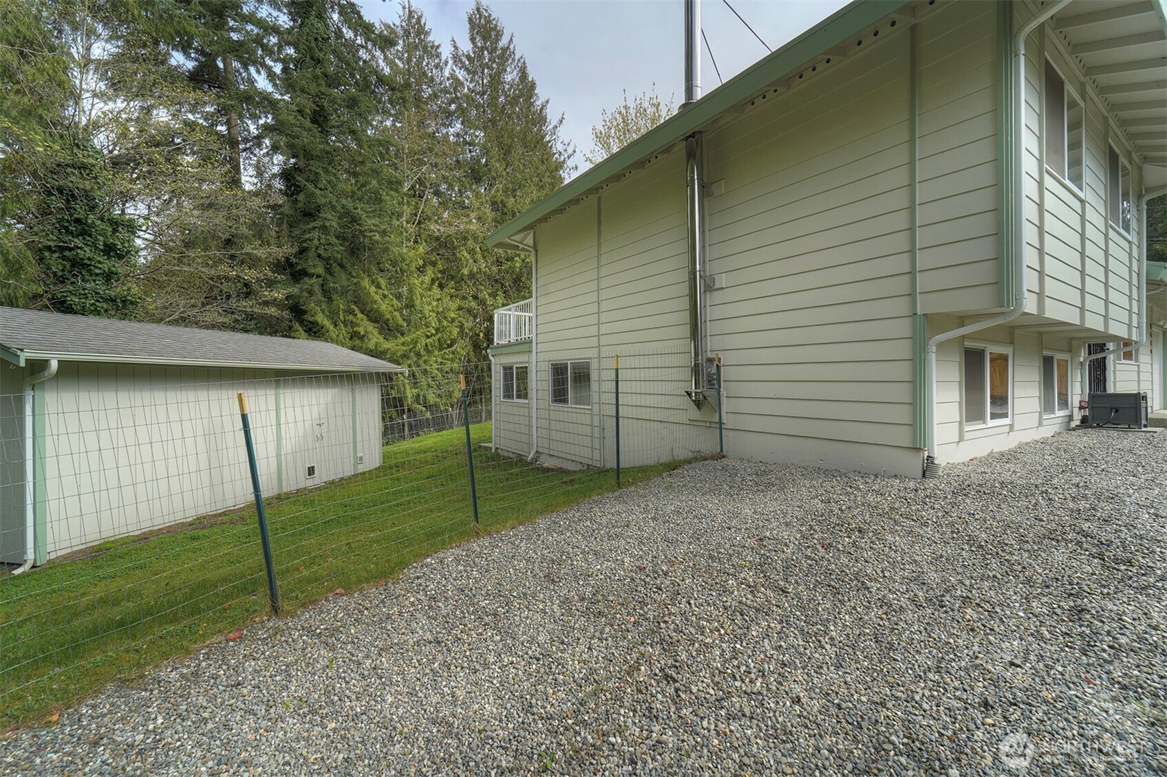 7630 NE Beachwood Avenue , Poulsbo, WA 98370