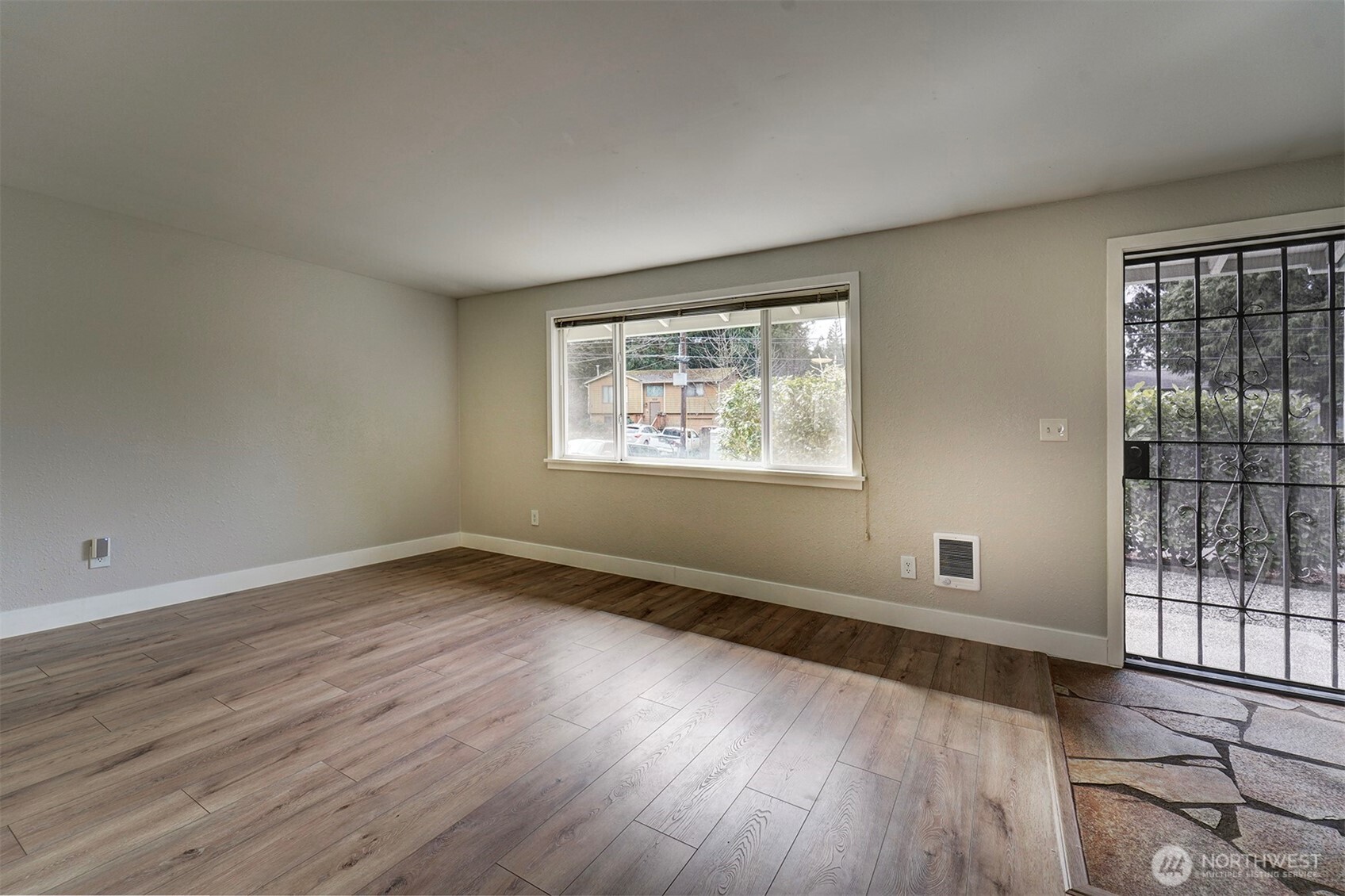 7630 NE Beachwood Avenue , Poulsbo, WA 98370