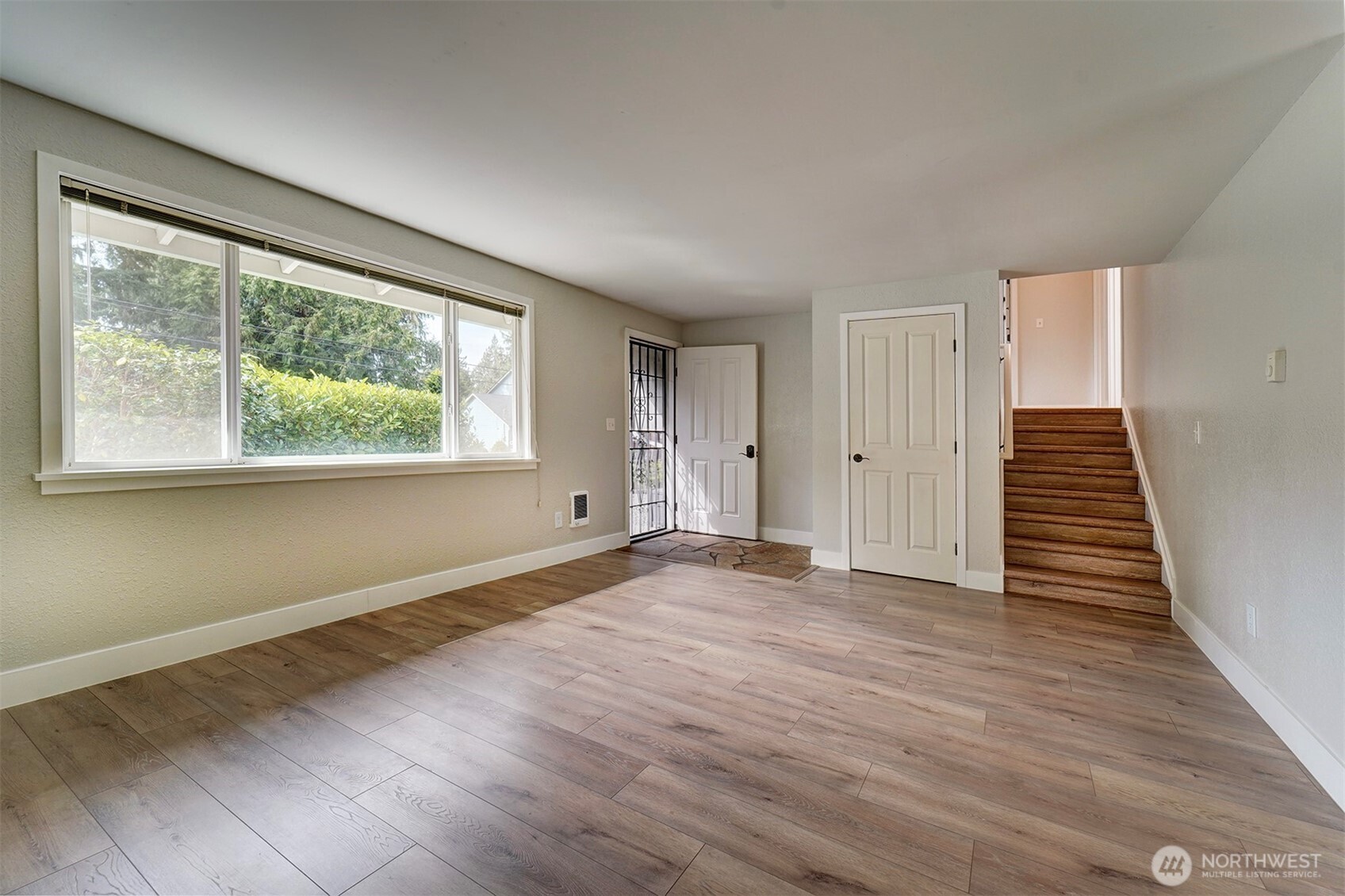 7630 NE Beachwood Avenue , Poulsbo, WA 98370