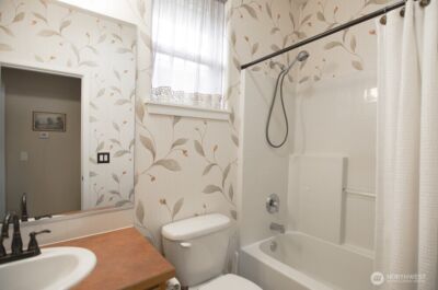 4201 Bainbridge Court NE, Lacey, WA 98516 - Photo 12