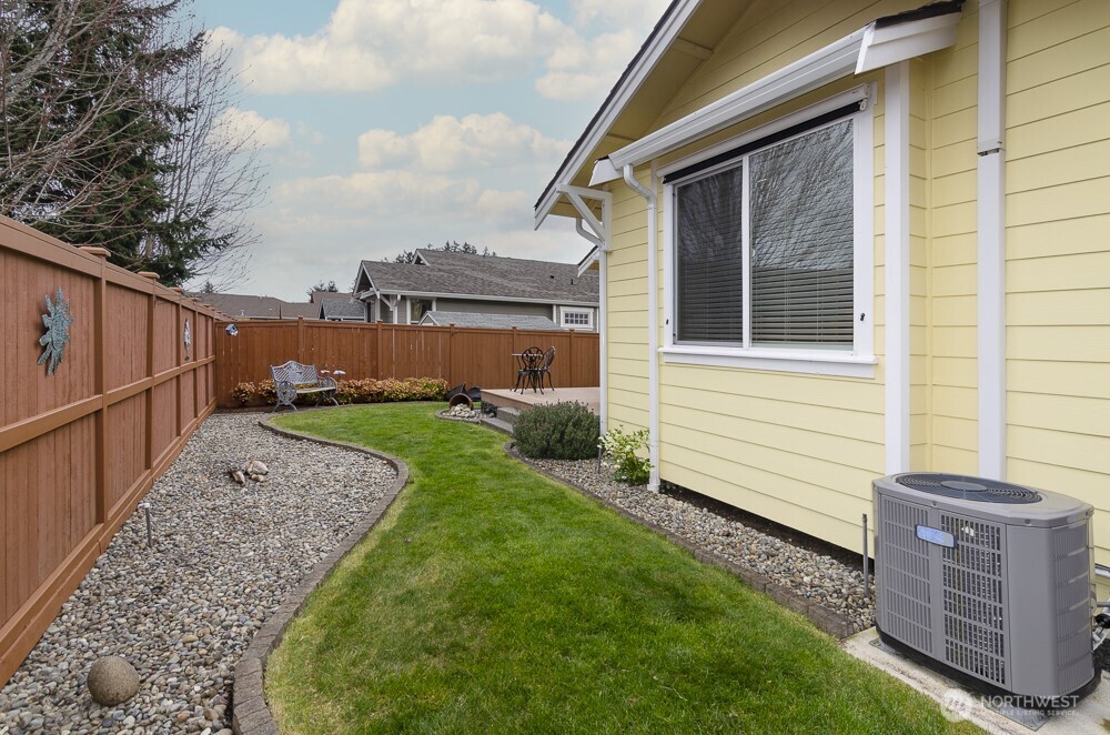 4201 Bainbridge Court NE, Lacey, WA 98516