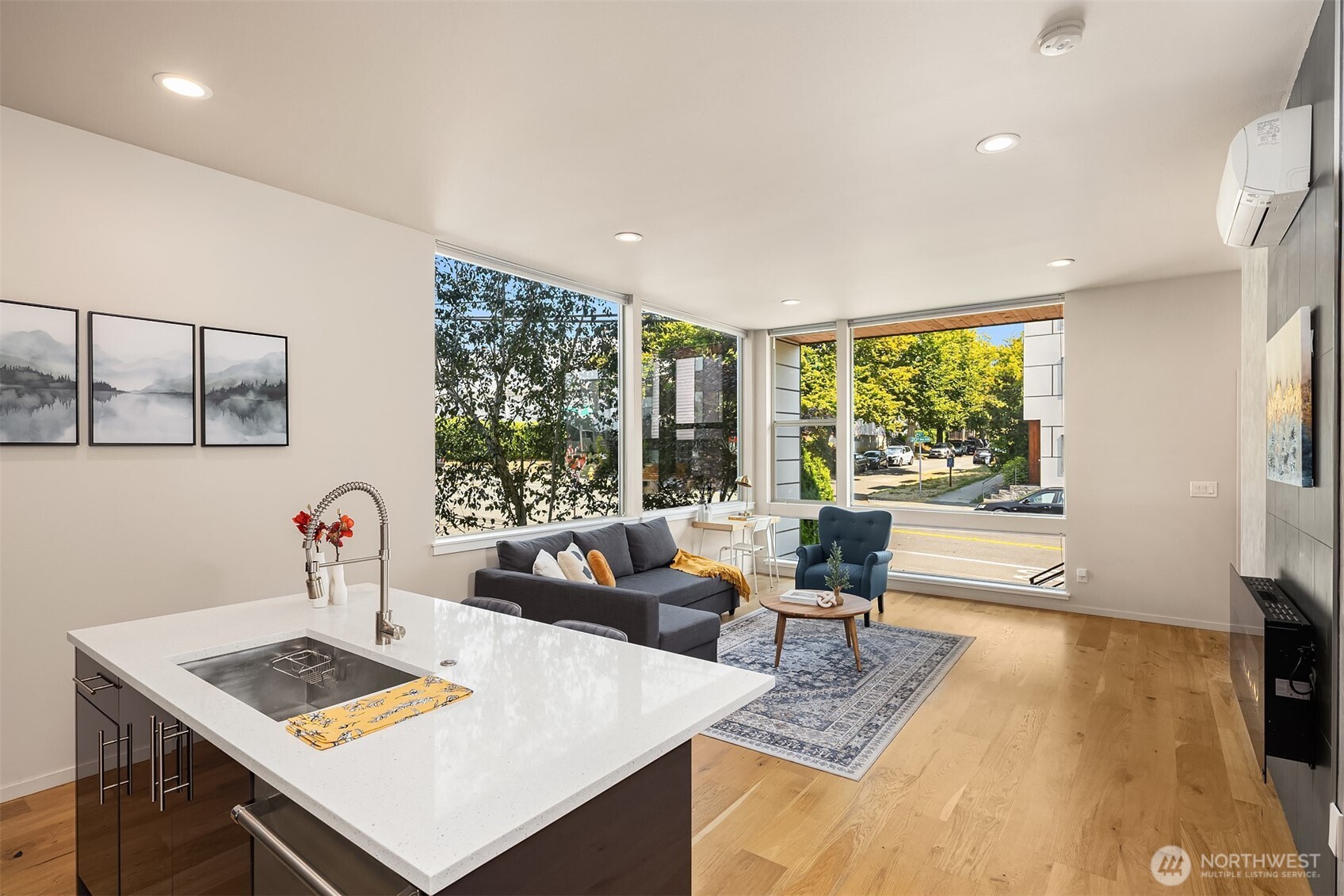 6221 20th Avenue NW, Seattle, WA 98107