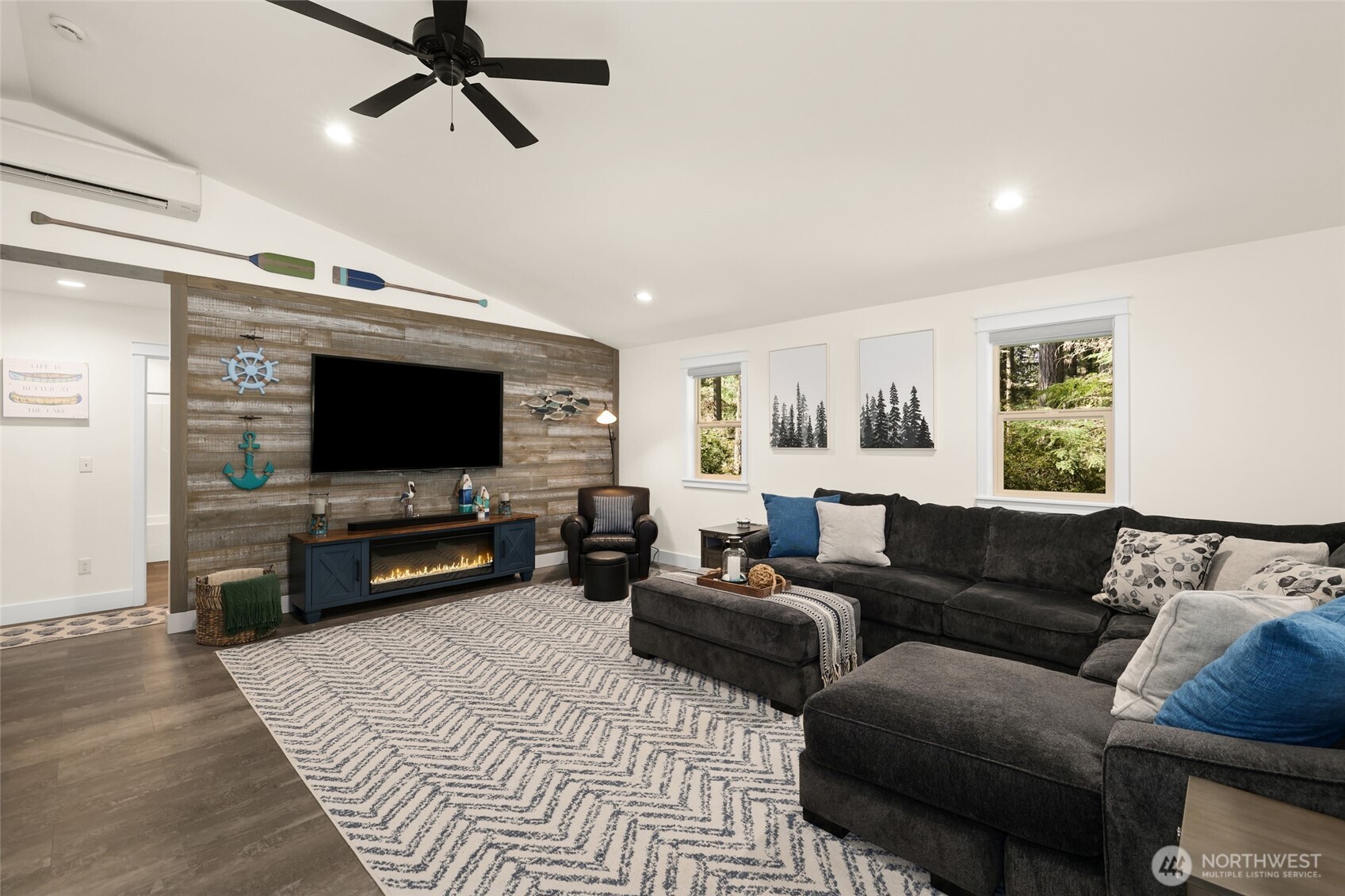 11316 Laurel Place , Anderson Island, WA 98303