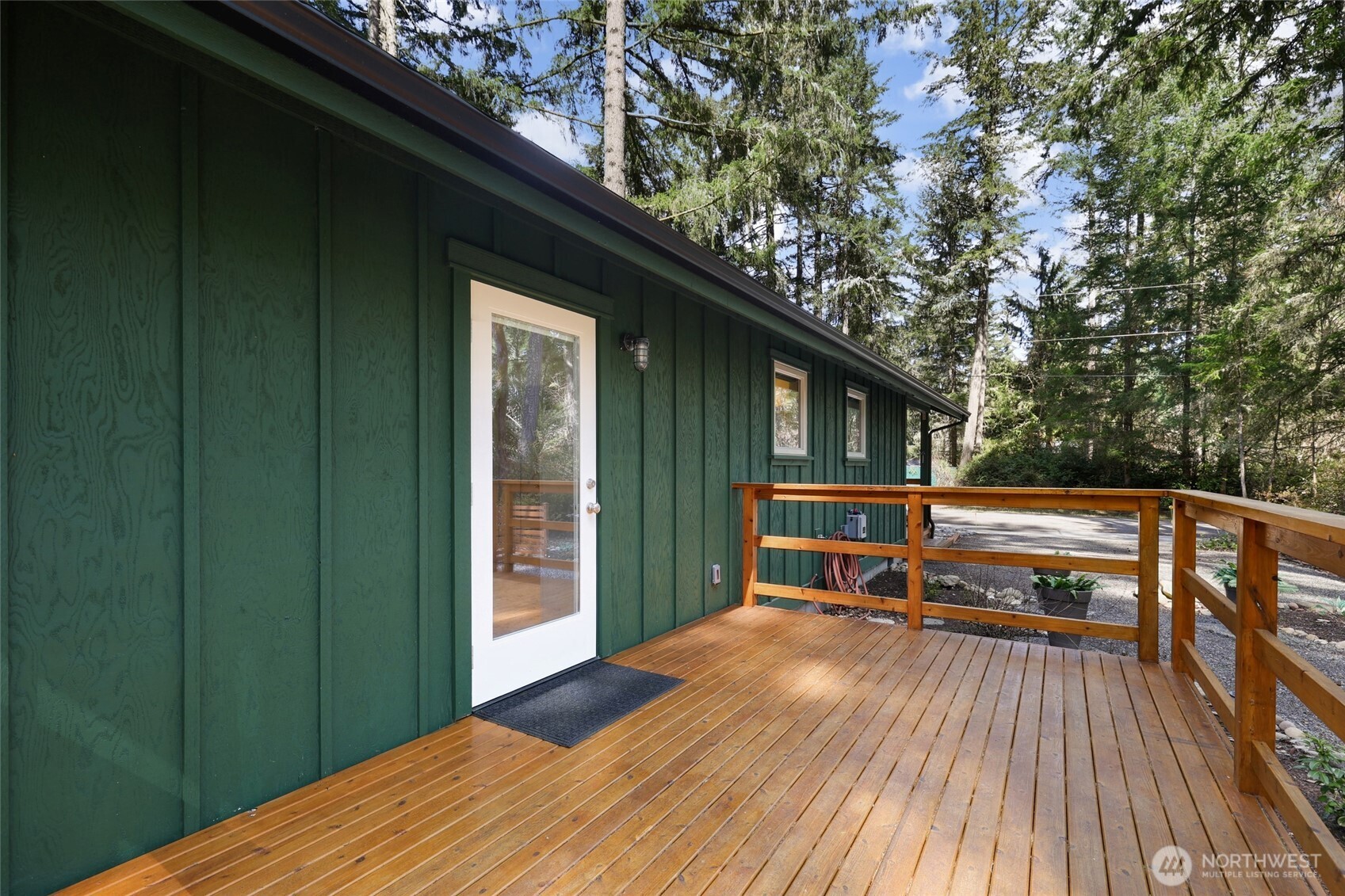 11316 Laurel Place , Anderson Island, WA 98303