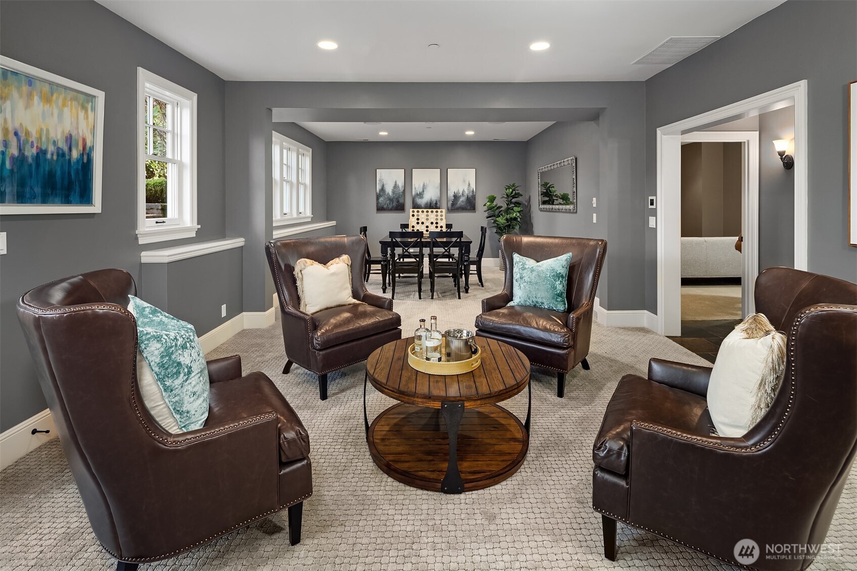 2212 77th Avenue SE, Mercer Island, WA 98040