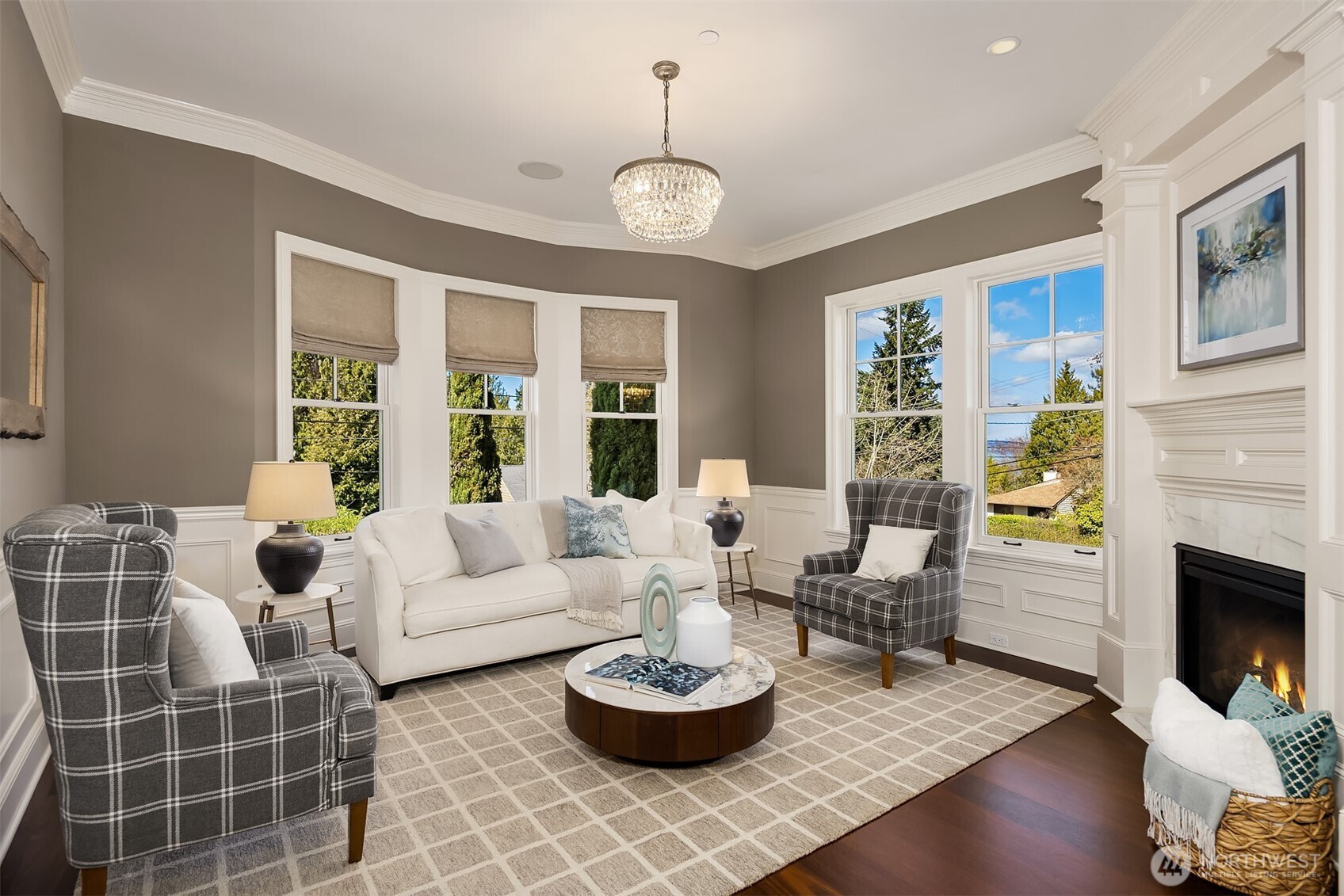 2212 77th Avenue SE, Mercer Island, WA 98040