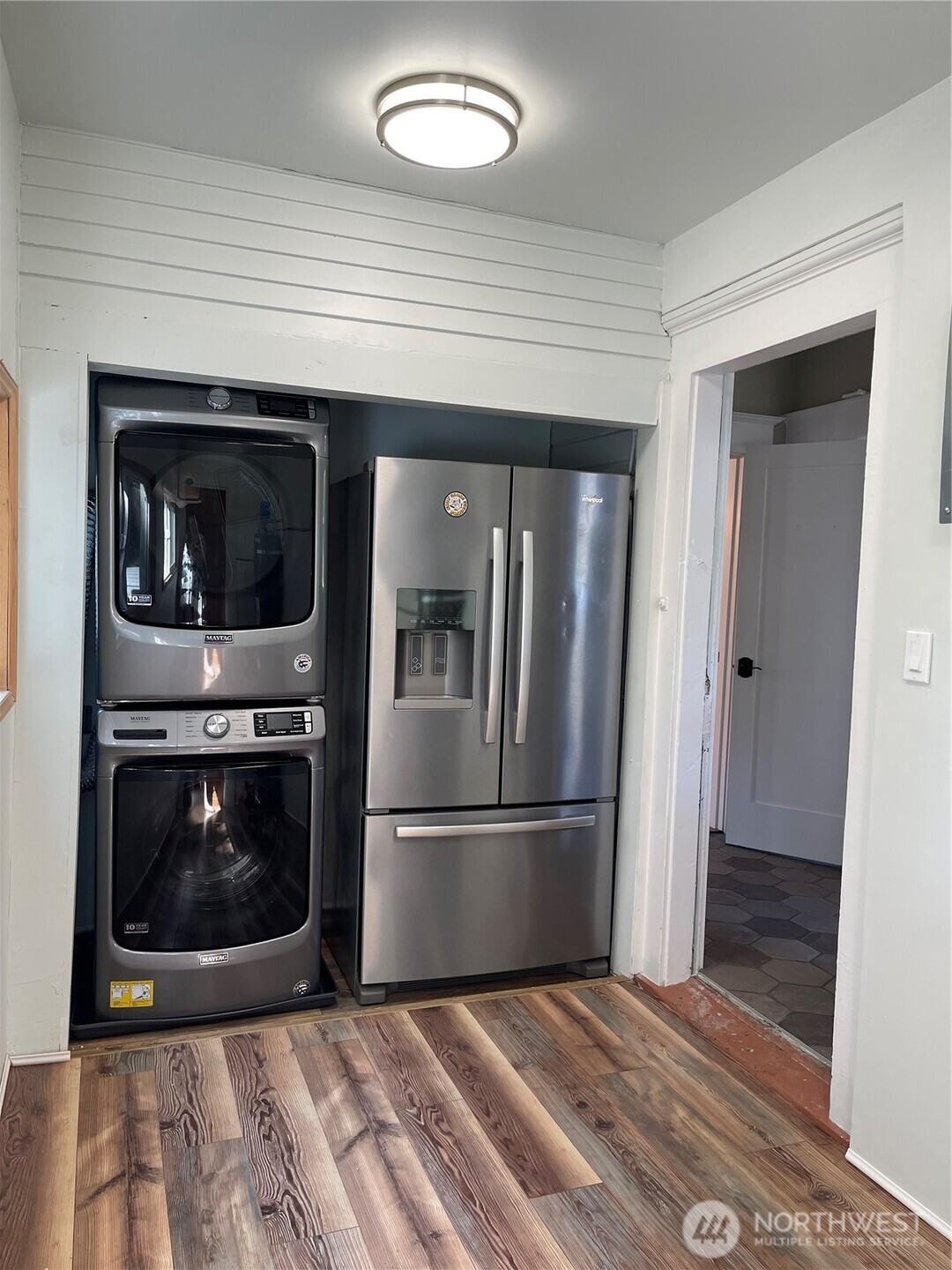 1522 Taylor Avenue N, Seattle, WA 98109