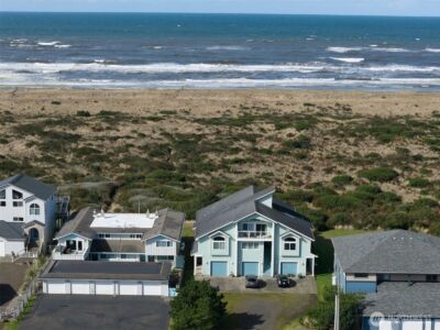 1029 S Sand Dune Avenue SW, Ocean Shores, WA 98569 - Photo 1