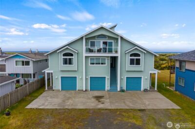1029 S Sand Dune Avenue SW, Ocean Shores, WA 98569 - Photo 2