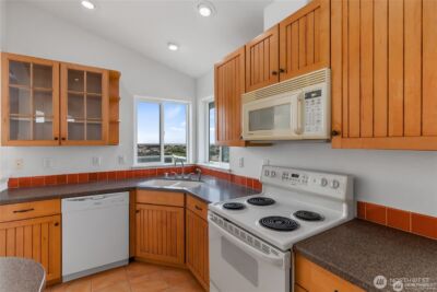 1029 S Sand Dune Avenue SW, Ocean Shores, WA 98569 - Photo 24