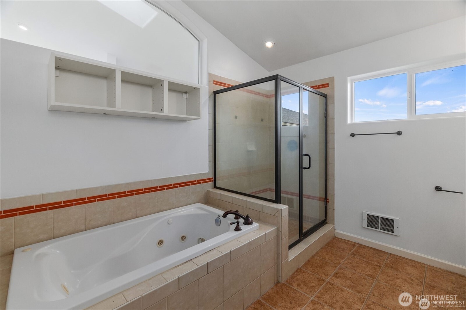 1029 S Sand Dune Avenue SW, Ocean Shores, WA 98569