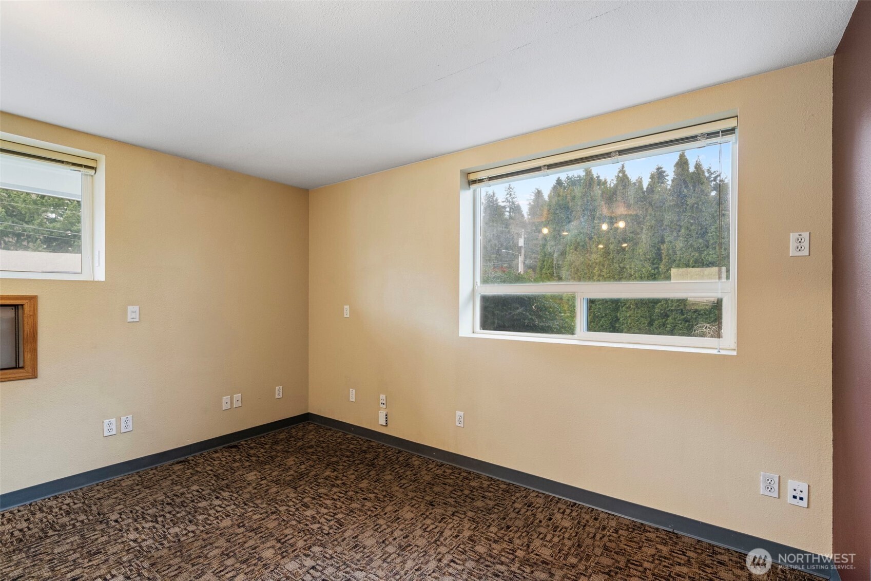 101 E Main Avenue , Morton, WA 98356