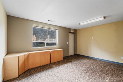 101 E Main Avenue , Morton, WA 98356 - Photo 23