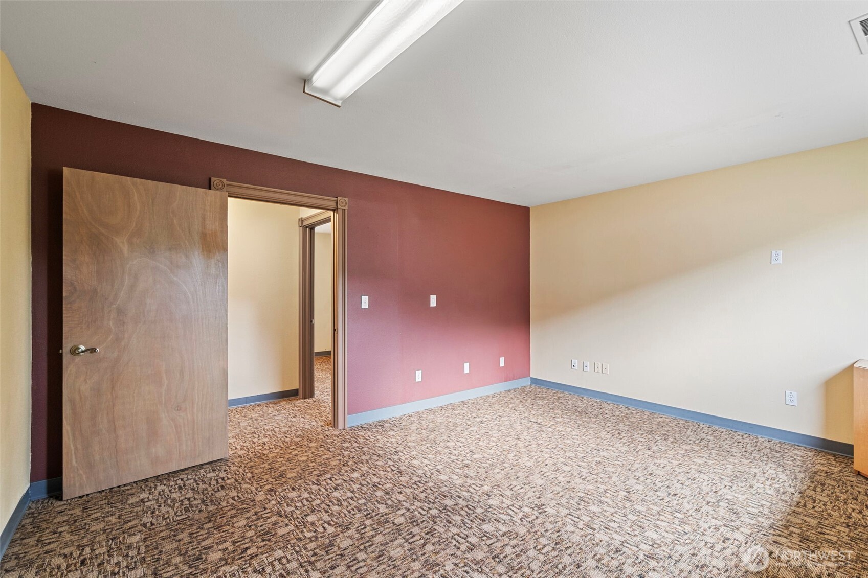 101 E Main Avenue , Morton, WA 98356