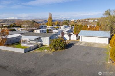 726 E Main Ave #24/25, Soap Lake, WA 98851 - Photo 1