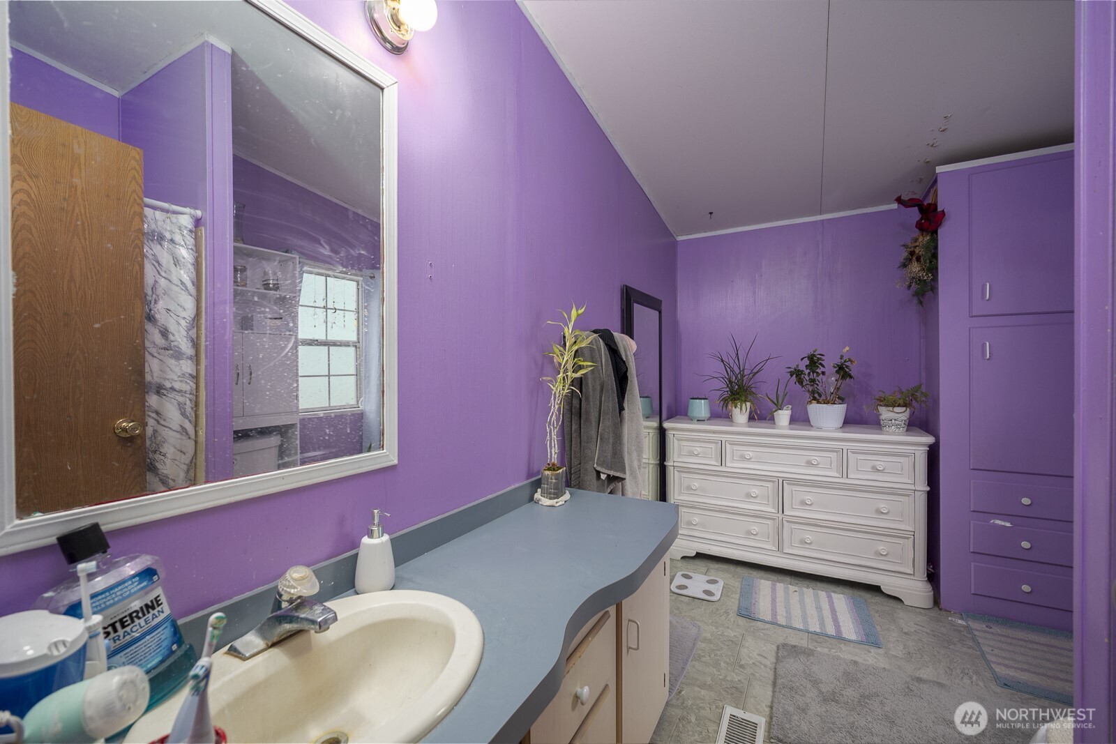 726 E Main Ave #24/25, Soap Lake, WA 98851