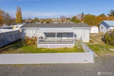 726 E Main Ave #24/25, Soap Lake, WA 98851 - Photo 3