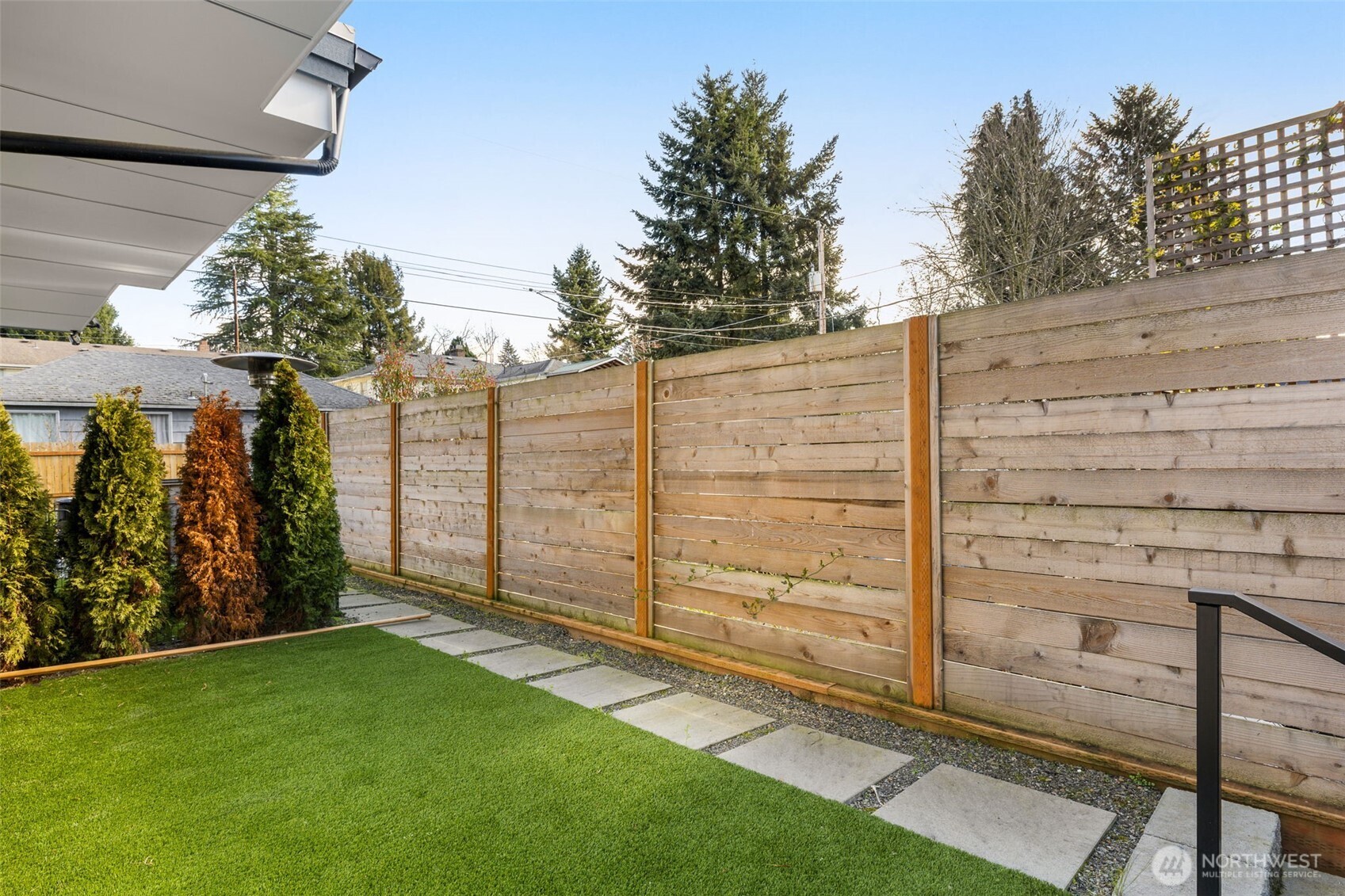 1405 N 103rd Street , Seattle, WA 98133