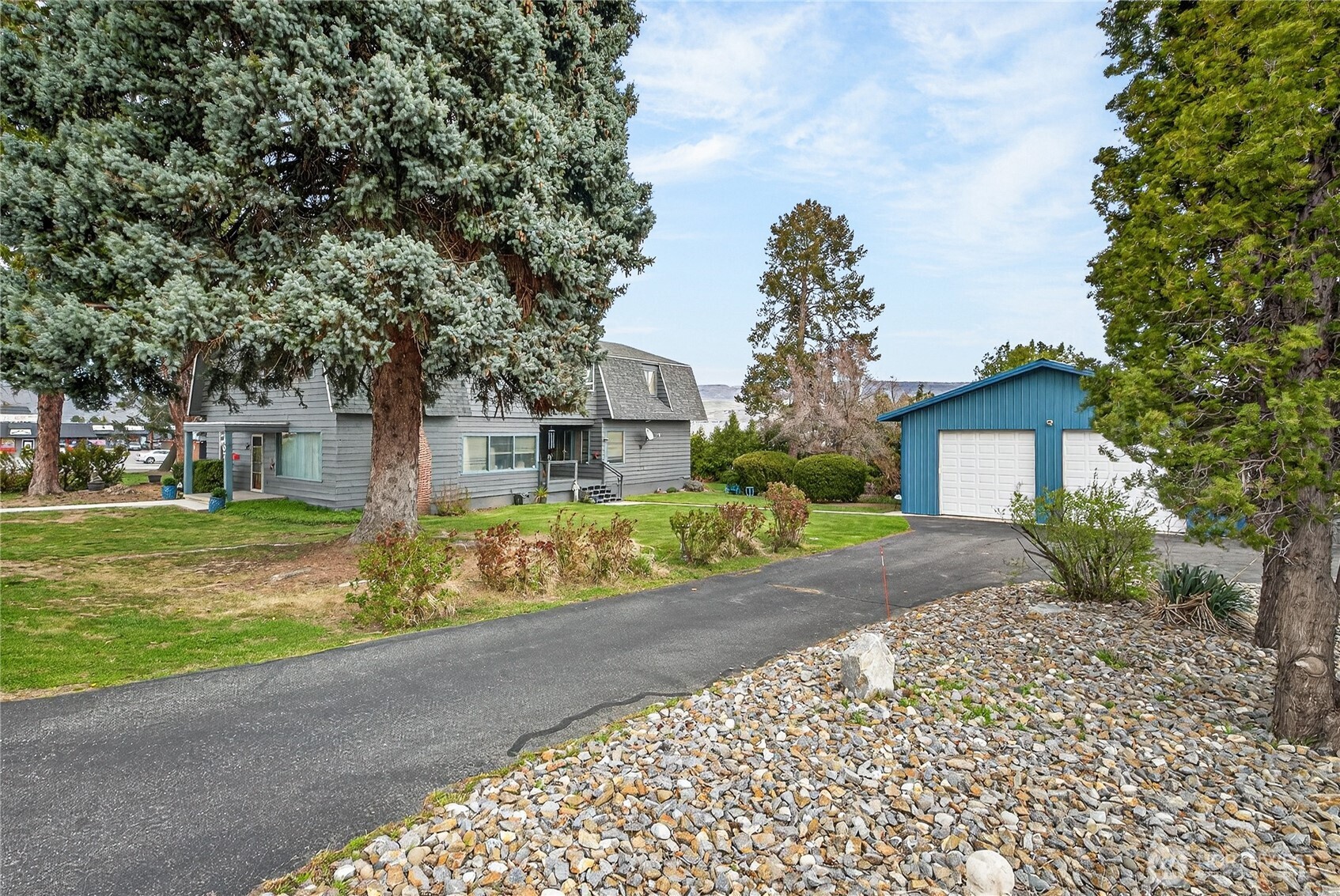 407 N Western Avenue , Wenatchee, WA 98801-1111