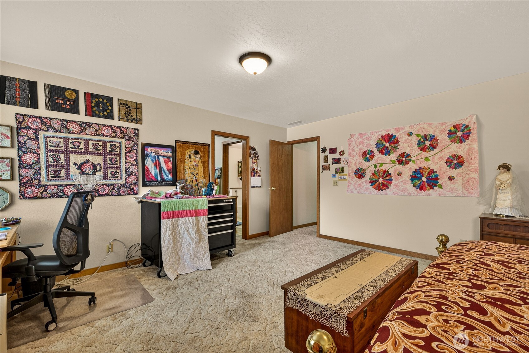 407 N Western Avenue , Wenatchee, WA 98801-1111