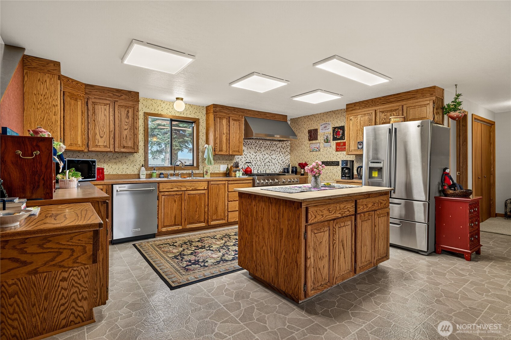 407 N Western Avenue , Wenatchee, WA 98801-1111