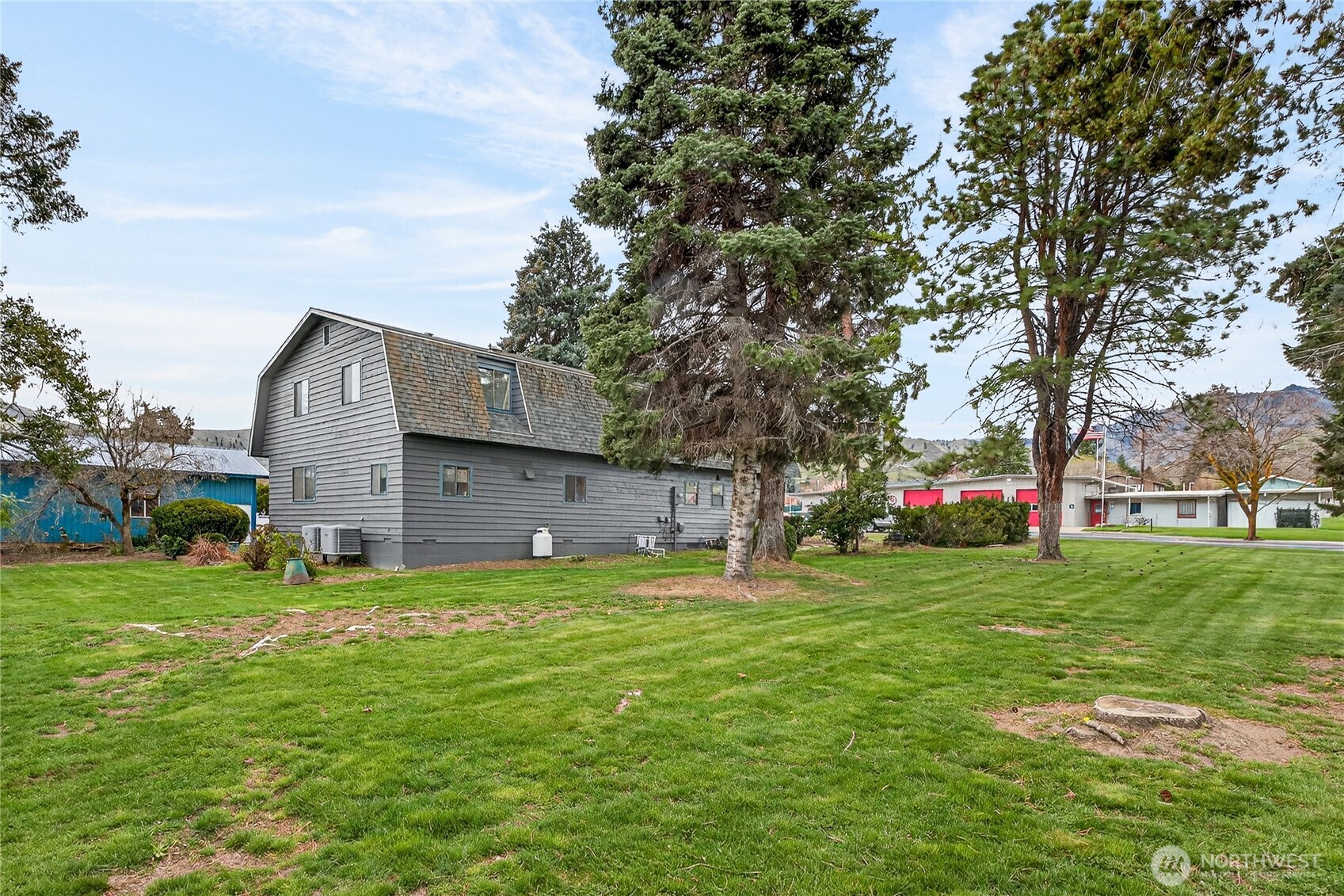 407 N Western Avenue , Wenatchee, WA 98801-1111