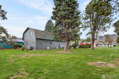 407 N Western Avenue , Wenatchee, WA 98801-1111 - Photo 36