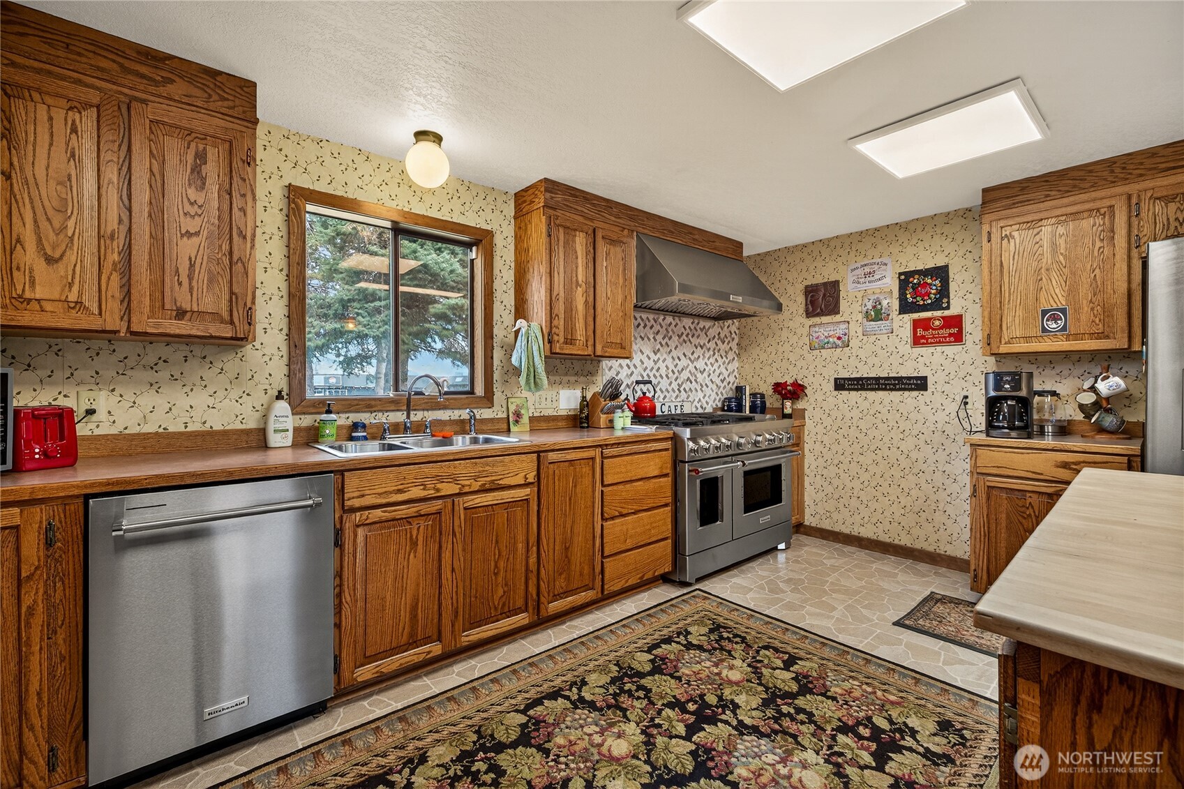 407 N Western Avenue , Wenatchee, WA 98801-1111