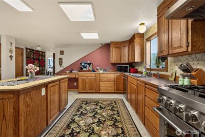 407 N Western Avenue , Wenatchee, WA 98801-1111 - Photo 7