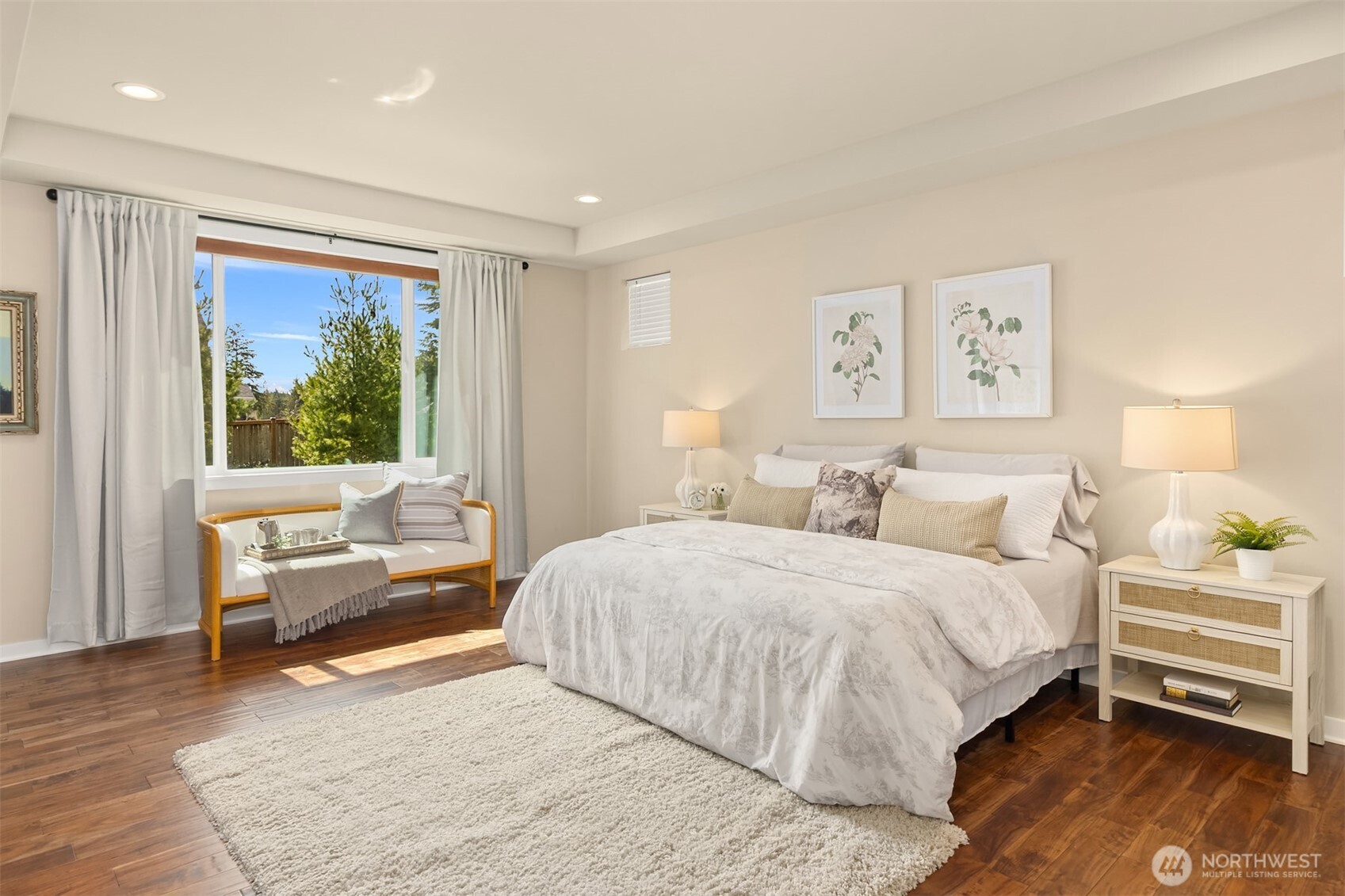 5597 NW Muddy Paws Court , Bremerton, WA 98312