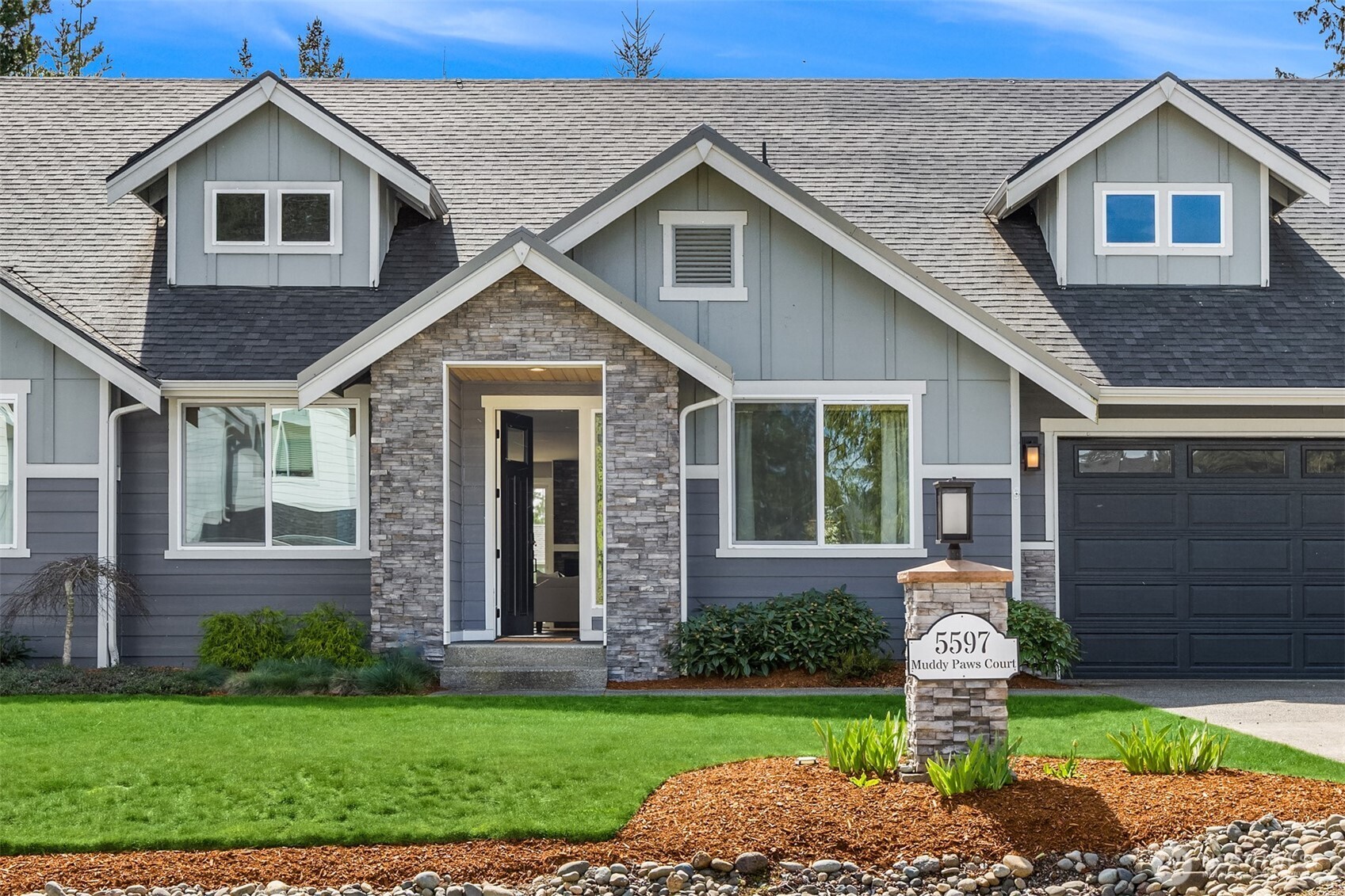 5597 NW Muddy Paws Court , Bremerton, WA 98312