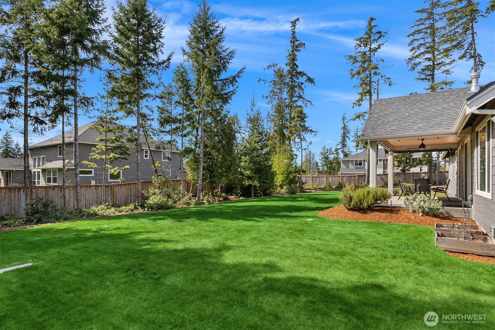 5597 NW Muddy Paws Court , Bremerton, WA 98312