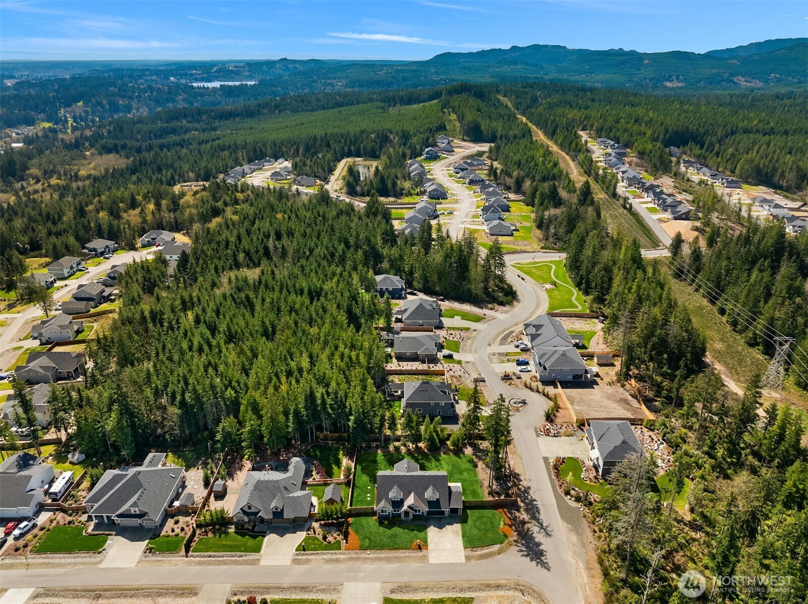 5597 NW Muddy Paws Court , Bremerton, WA 98312