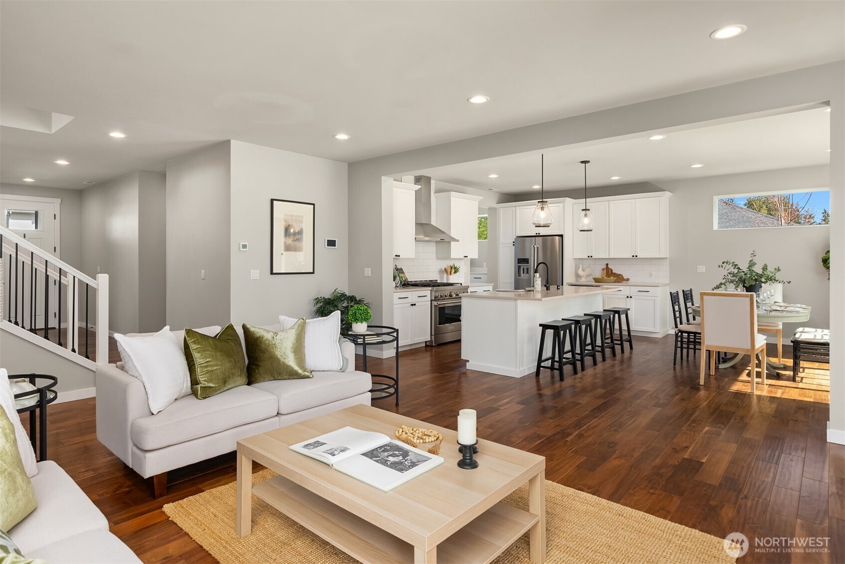 5597 NW Muddy Paws Court , Bremerton, WA 98312