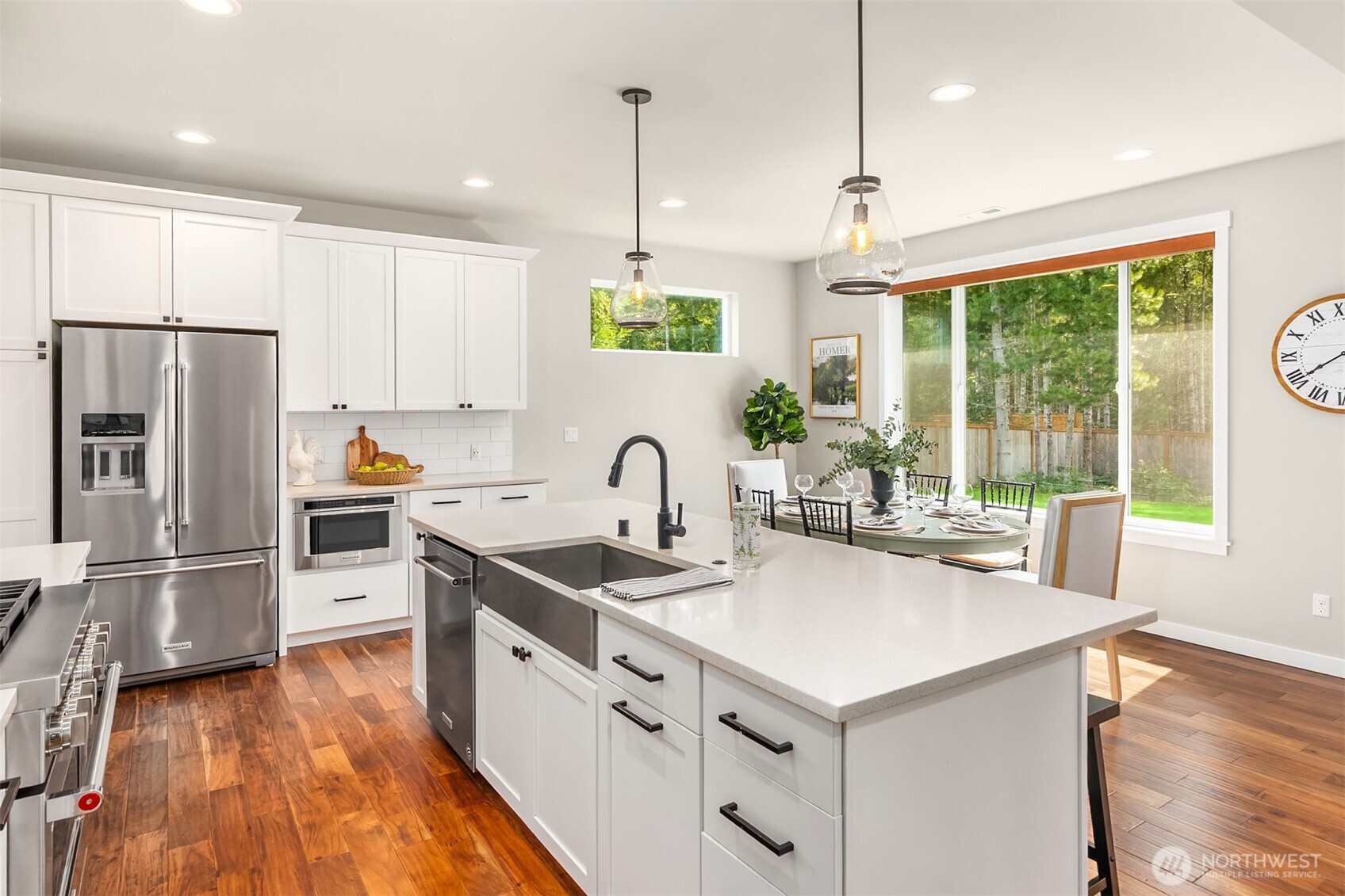 5597 NW Muddy Paws Court , Bremerton, WA 98312