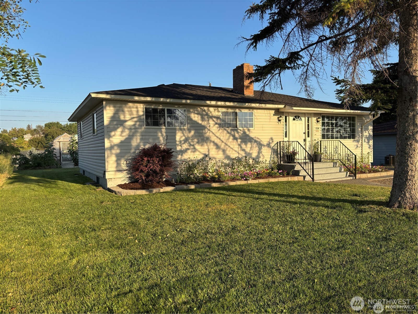 1534 N Buell Drive , Moses Lake, WA 98837