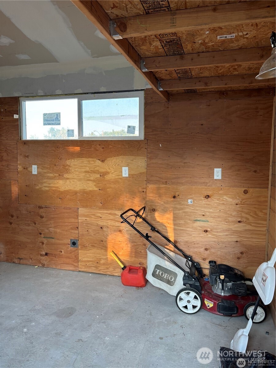 1534 N Buell Drive , Moses Lake, WA 98837