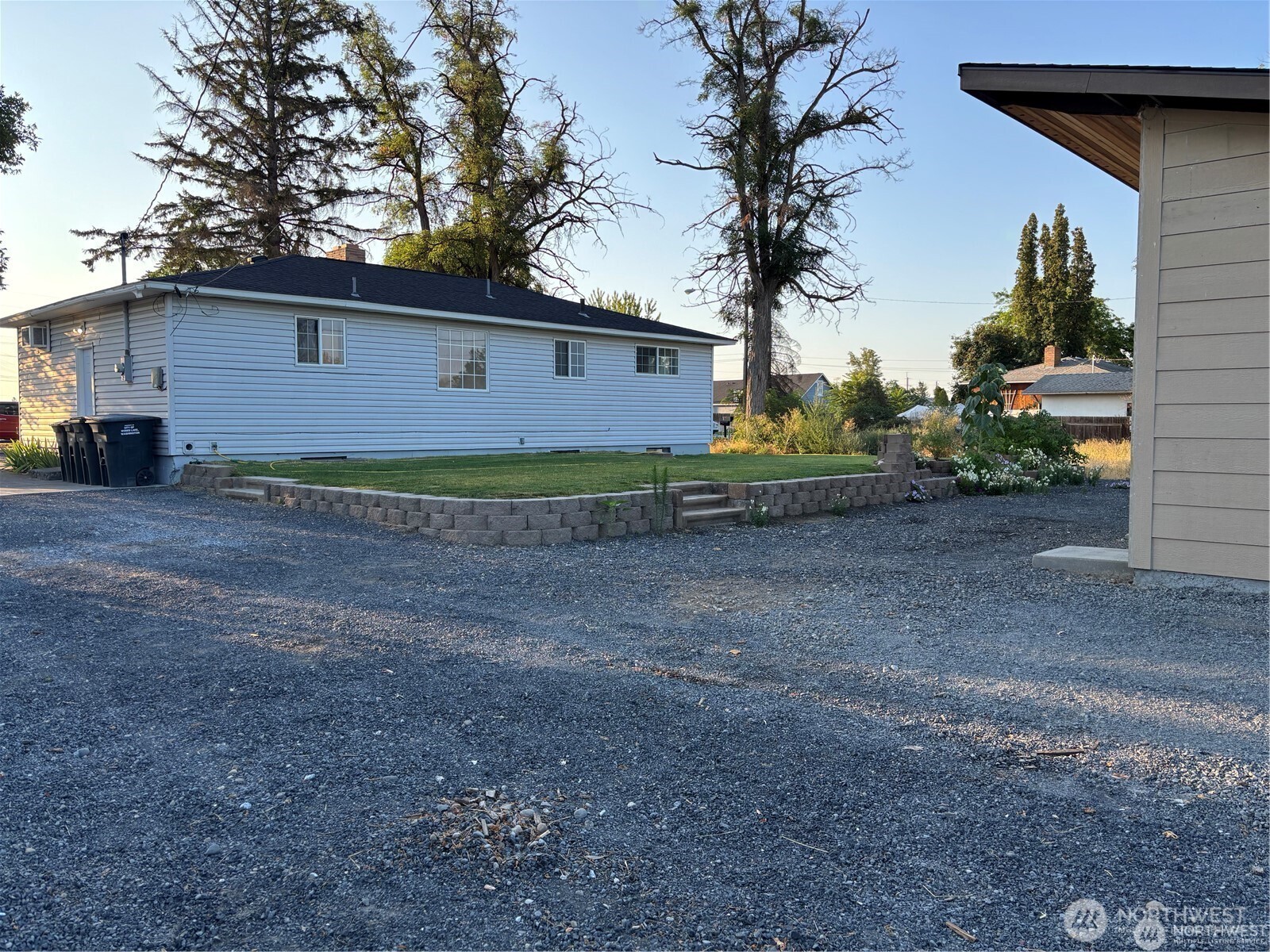 1534 N Buell Drive , Moses Lake, WA 98837