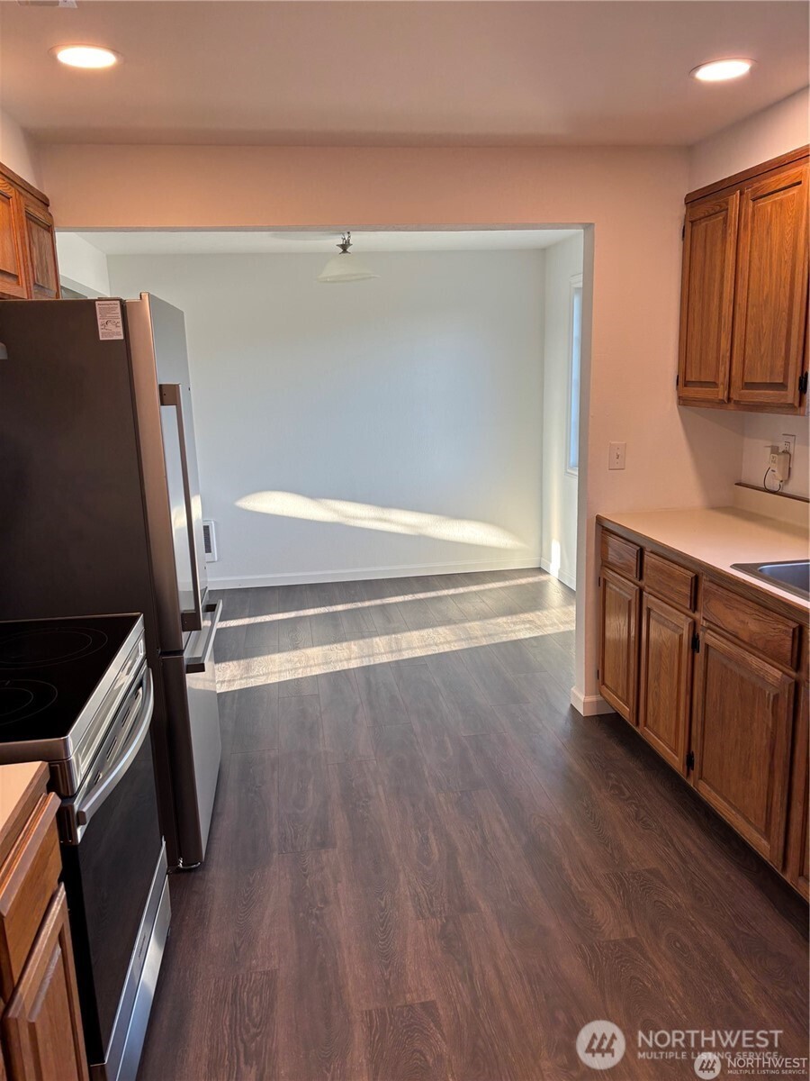 1534 N Buell Drive , Moses Lake, WA 98837