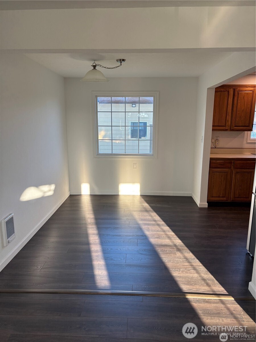 1534 N Buell Drive , Moses Lake, WA 98837