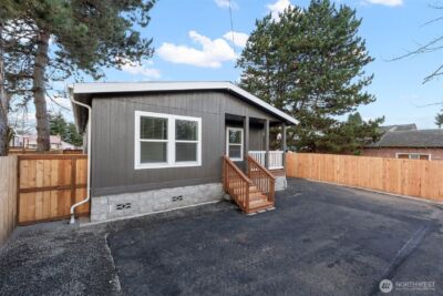 1110 B W Walnut , Centralia, WA 98531 - Photo 23