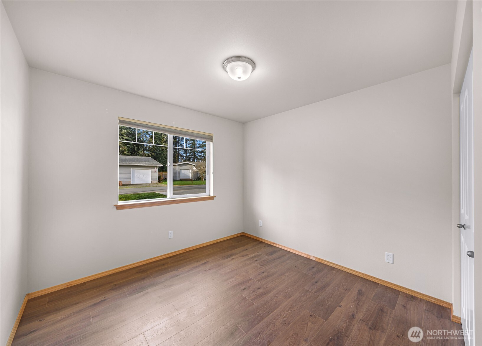 1989 Virginia Avenue , Coupeville, WA 98239