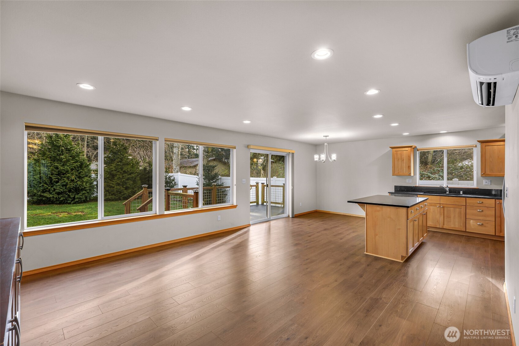 1989 Virginia Avenue , Coupeville, WA 98239