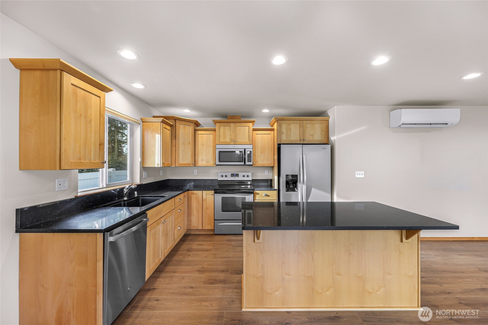 1989 Virginia Avenue , Coupeville, WA 98239