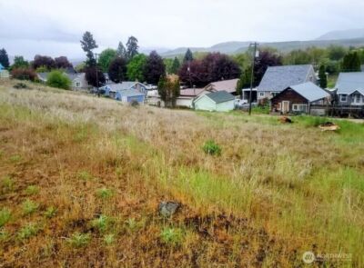 222 Kenwood Street , Omak, WA 98841 - Photo 3
