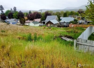 222 Kenwood Street , Omak, WA 98841 - Photo 5