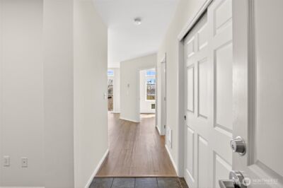 18 Dravus Street #407, Seattle, WA 98109 - Photo 2