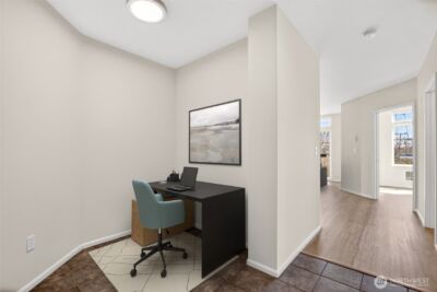 18 Dravus Street #407, Seattle, WA 98109 - Photo 3