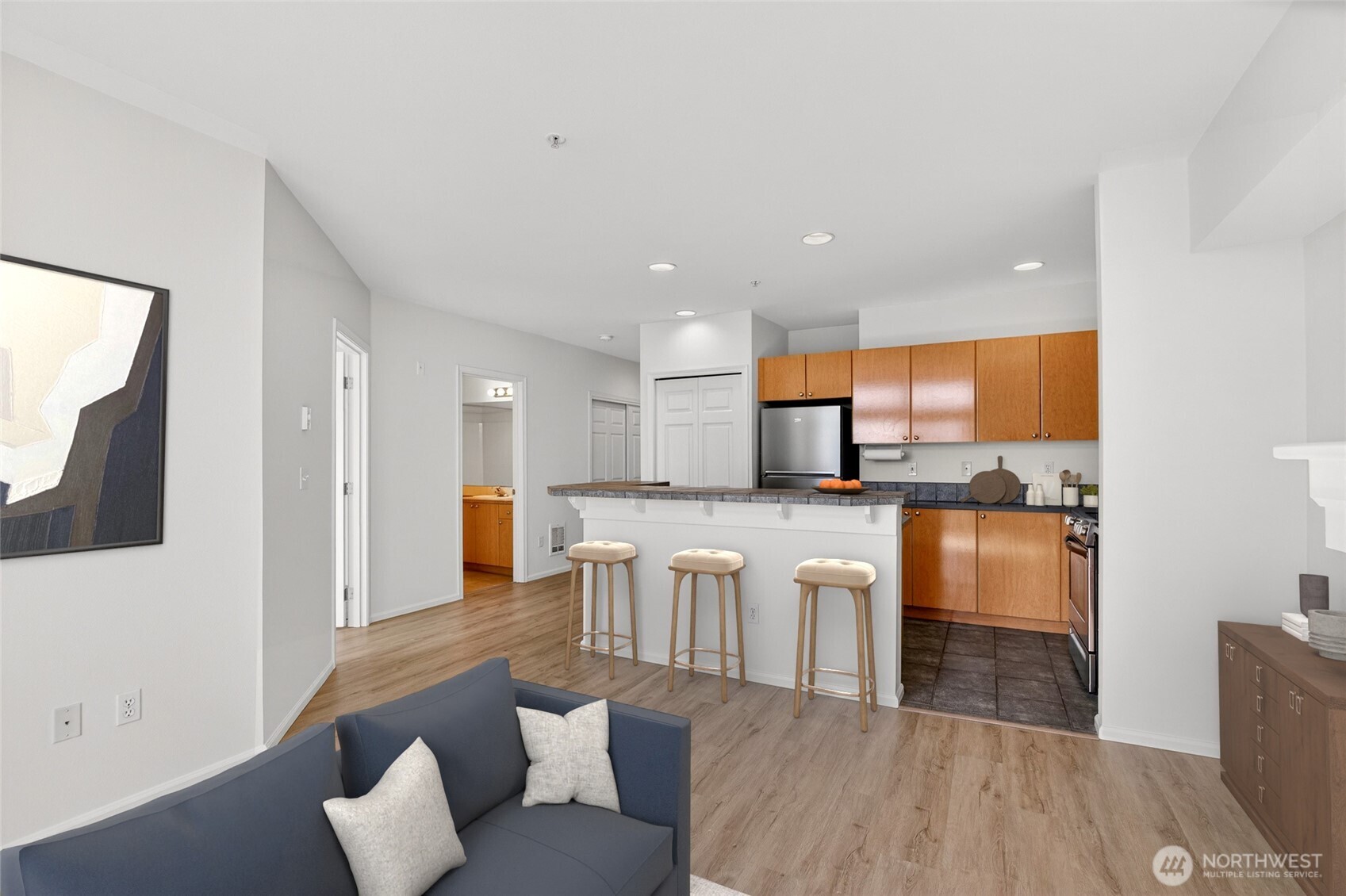 18 Dravus Street #407, Seattle, WA 98109