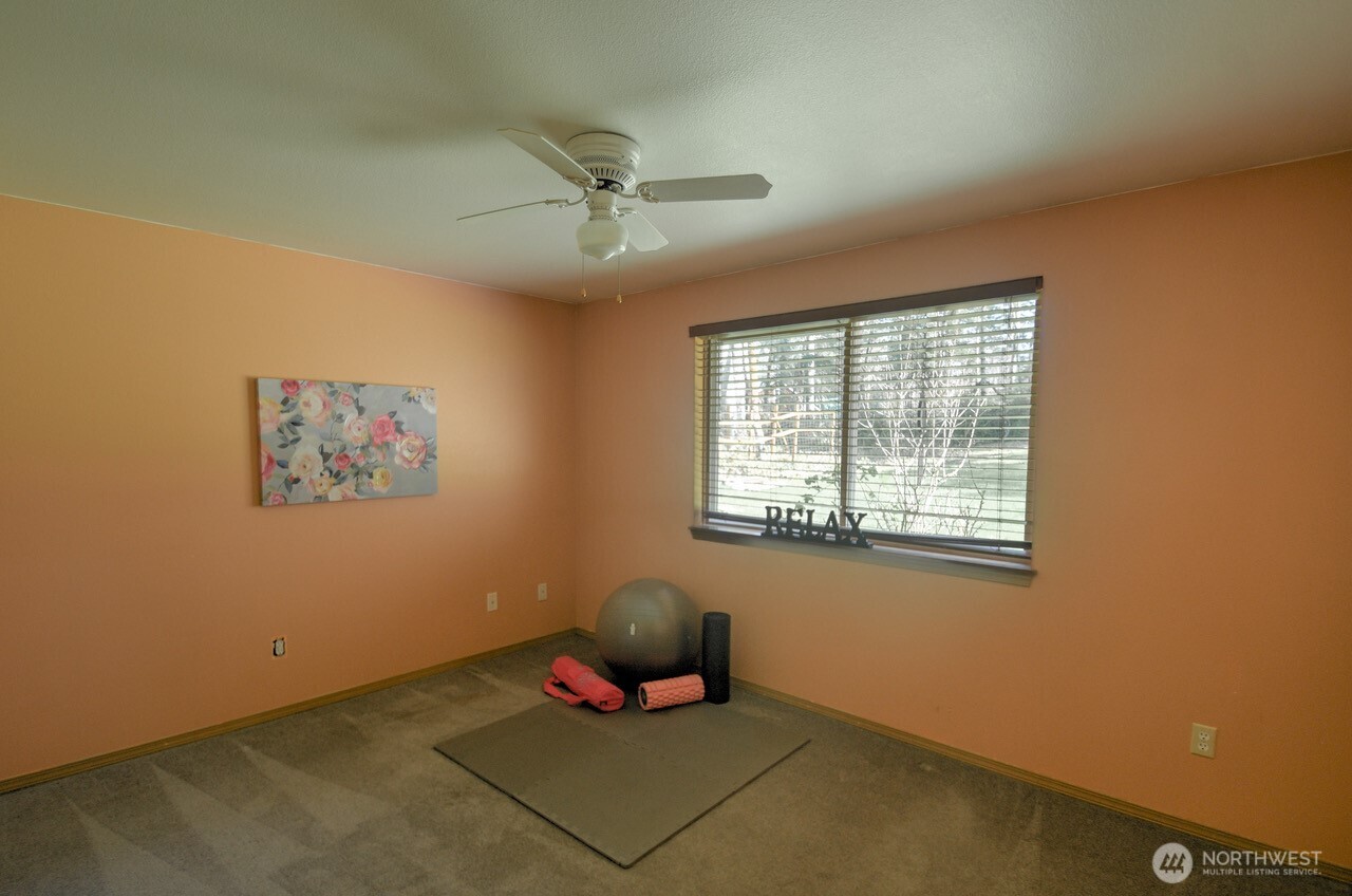 8910 Hunter Point Road NW, Olympia, WA 98502